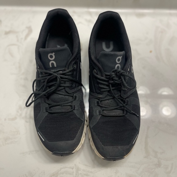 On Cloud Running - Cloud 5 - Picture 2 of 7